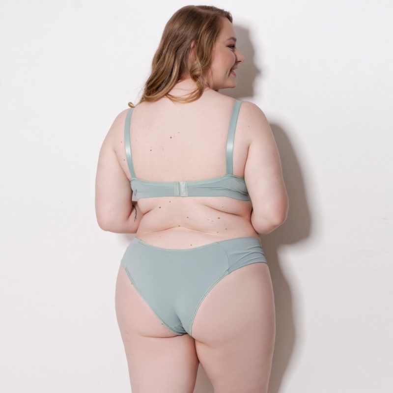 Conjunto Plus Size com Bojo e Renda - Image 6