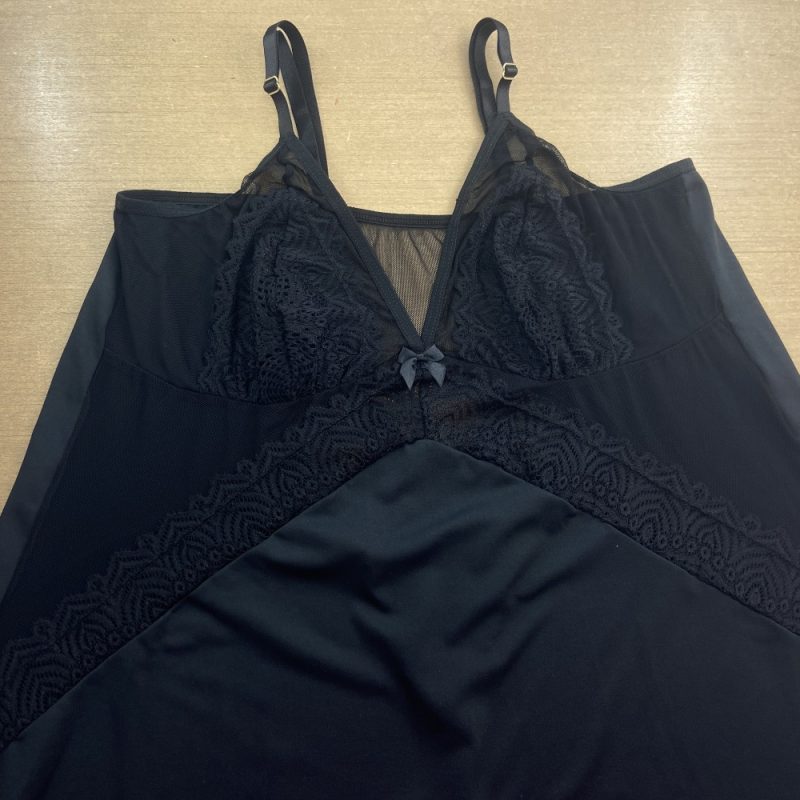 Camisola Plus Size Detalhe em Renda - Image 6
