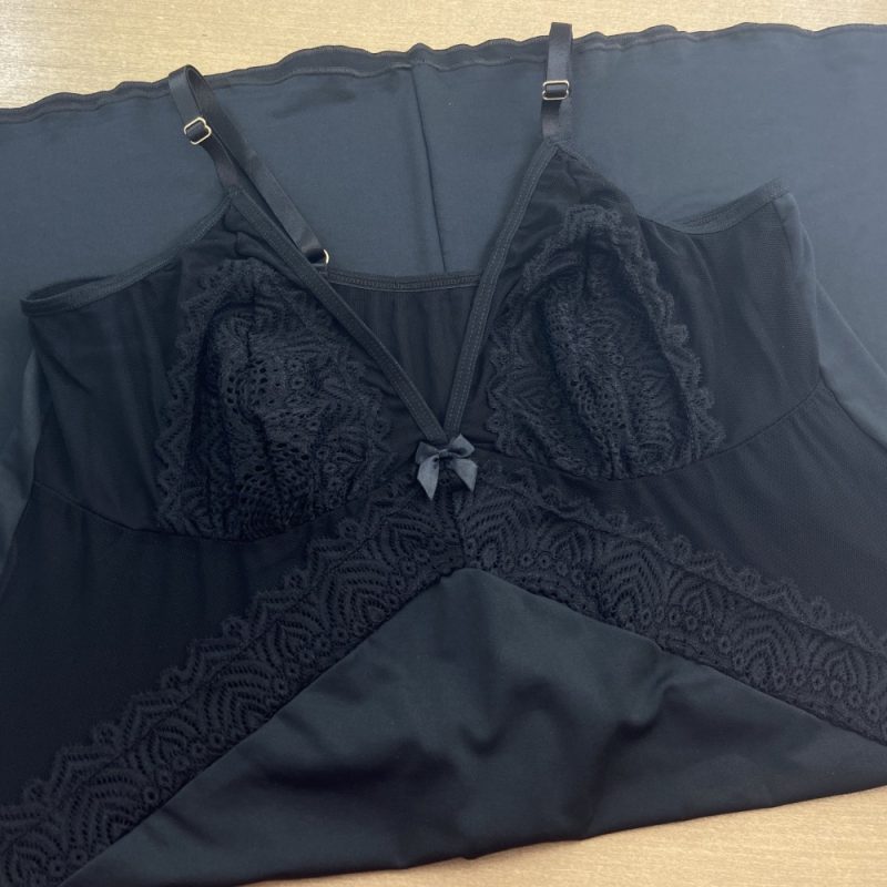 Camisola Plus Size Detalhe em Renda - Image 7